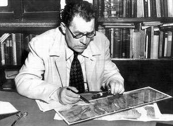 El arqueólogo Prof. Eliezer Lipa Sukenik